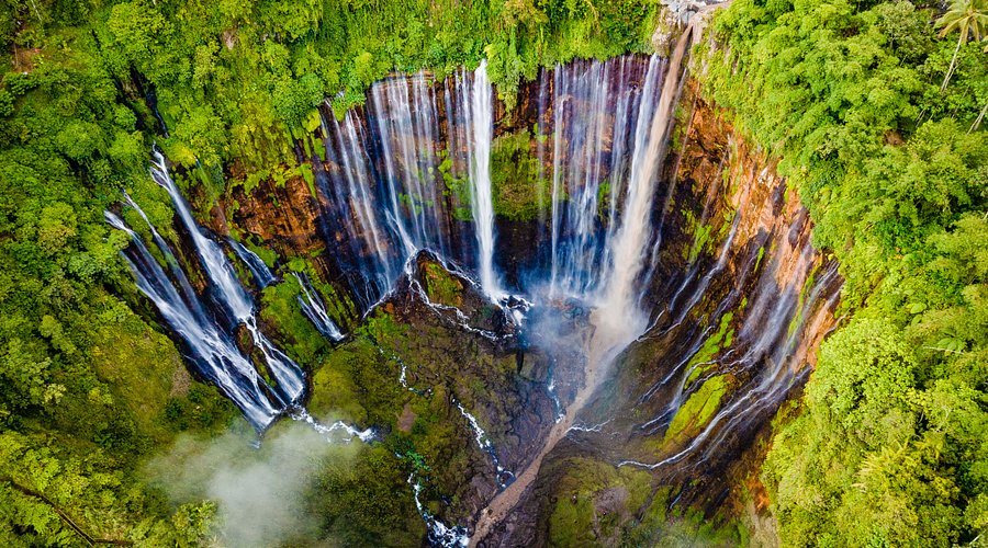 Air Terjun Tumpak Sewu, Lumajang: Niagara-Indonesia yang Memukau dari Segala Sudut